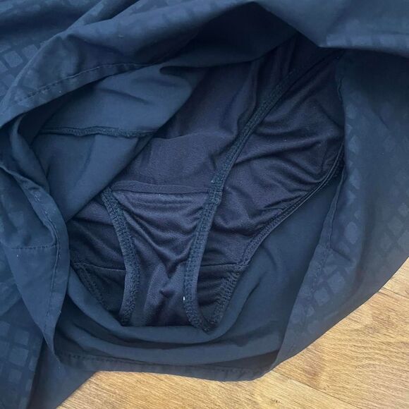 Champion Women's Black Shorts - Picture 4 of 4